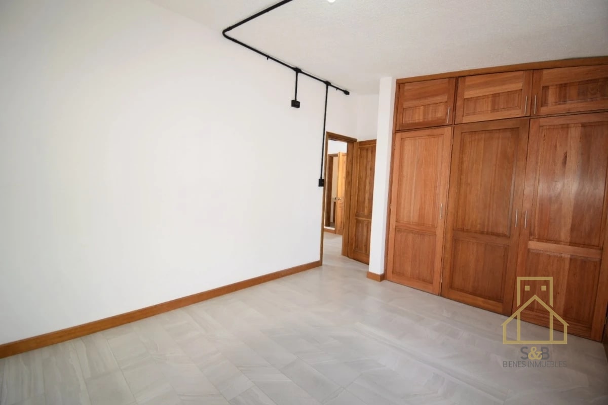 Apartamento en renta, zona 15 - 1