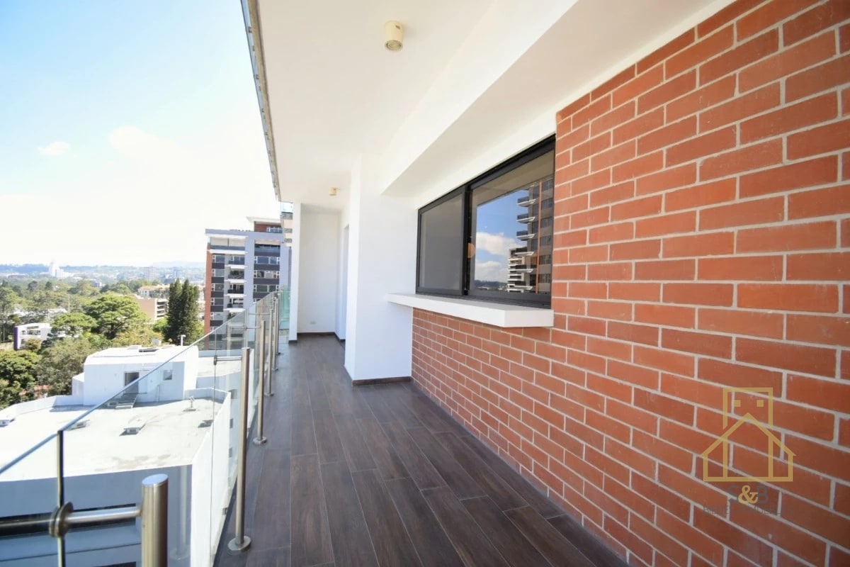 Apartamento en venta, zona 10 - 4