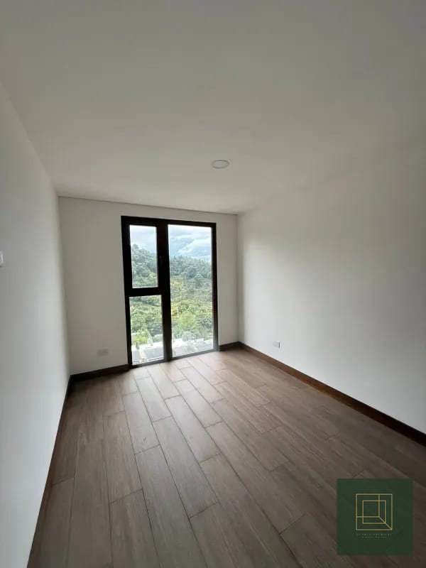 Apartamento en renta 3 cuartos Naru 16 — Apartamento en Alquiler en Zona 16, Guatemala, Ciudad — foto 5 de 10