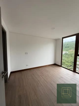 Apartamento en renta 3 cuartos Naru 16 — Apartamento en Alquiler en Zona 16, Guatemala, Ciudad — miniatura 3 de 10