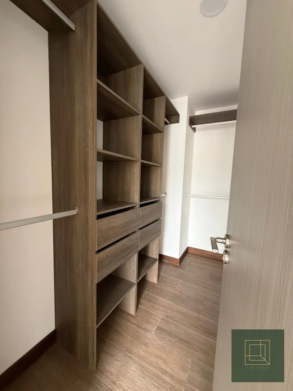 Apartamento en renta 3 cuartos Naru 16 - 1