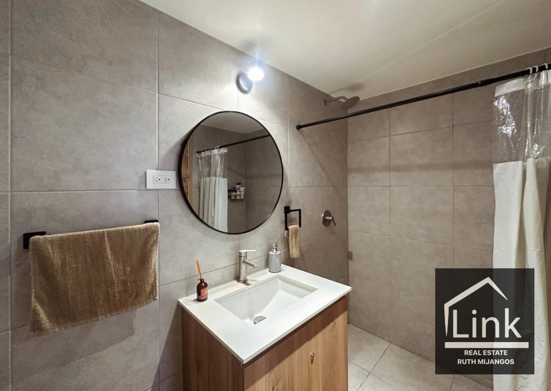 Venta de Apartamento Zona 9 AMUEBLADO - 3