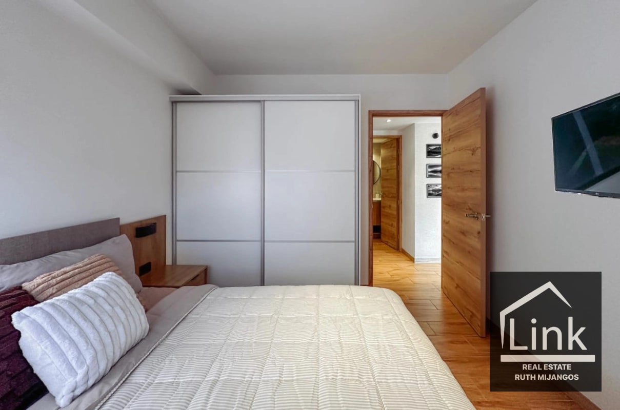 Venta de Apartamento Zona 9 AMUEBLADO - 2