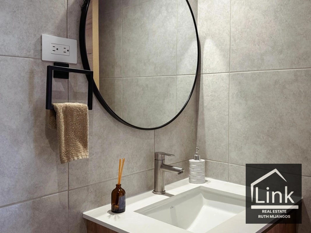 Venta de Apartamento Zona 9 AMUEBLADO - 1