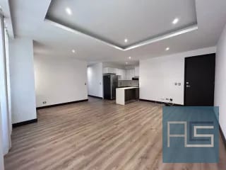 Amplio apartamento en venta de 2 hab en zona 10 — Apartamento en Venta en Zona 10, Guatemala, Ciudad — miniatura 4 de 17