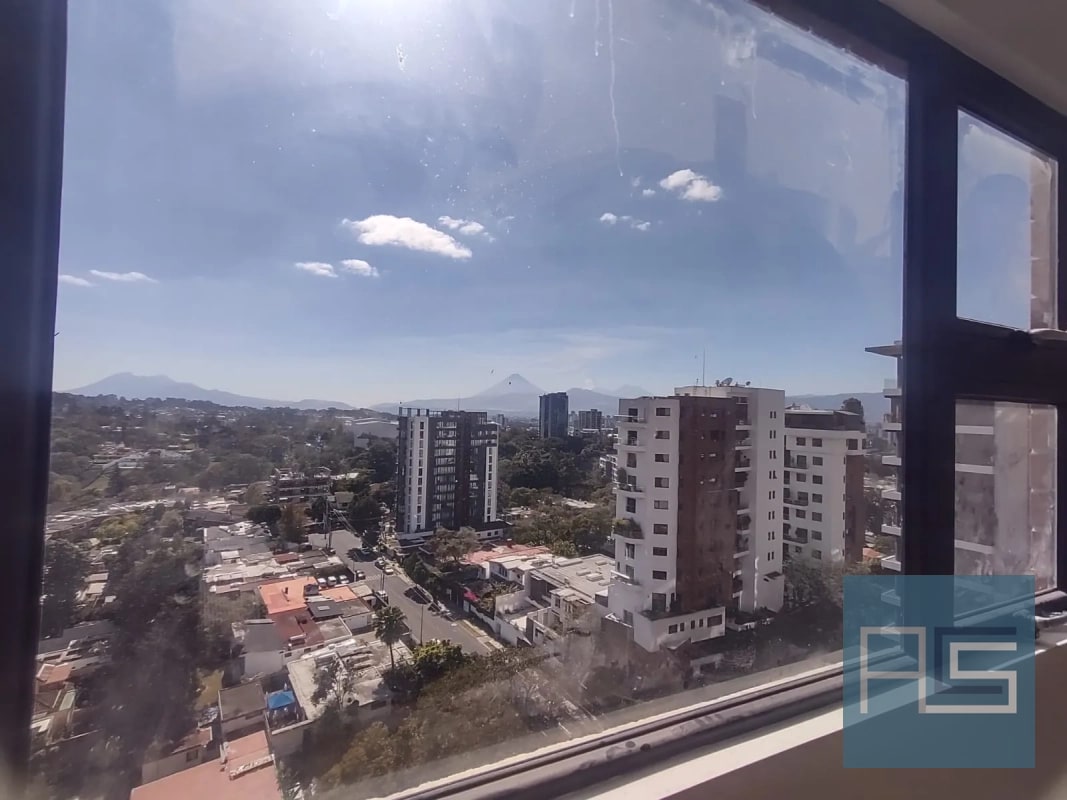 Moderno Apto en nivel alto para estrenar de 3 habitaciones con dorm de servicio en Vista Hermosa II, zona 15 - 5