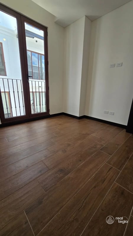 APARTAMENTO EN LIRIOS DE CAYALÁ ZONA 16 - 8