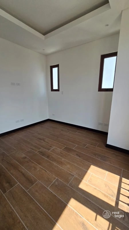 APARTAMENTO EN LIRIOS DE CAYALÁ ZONA 16 - 3