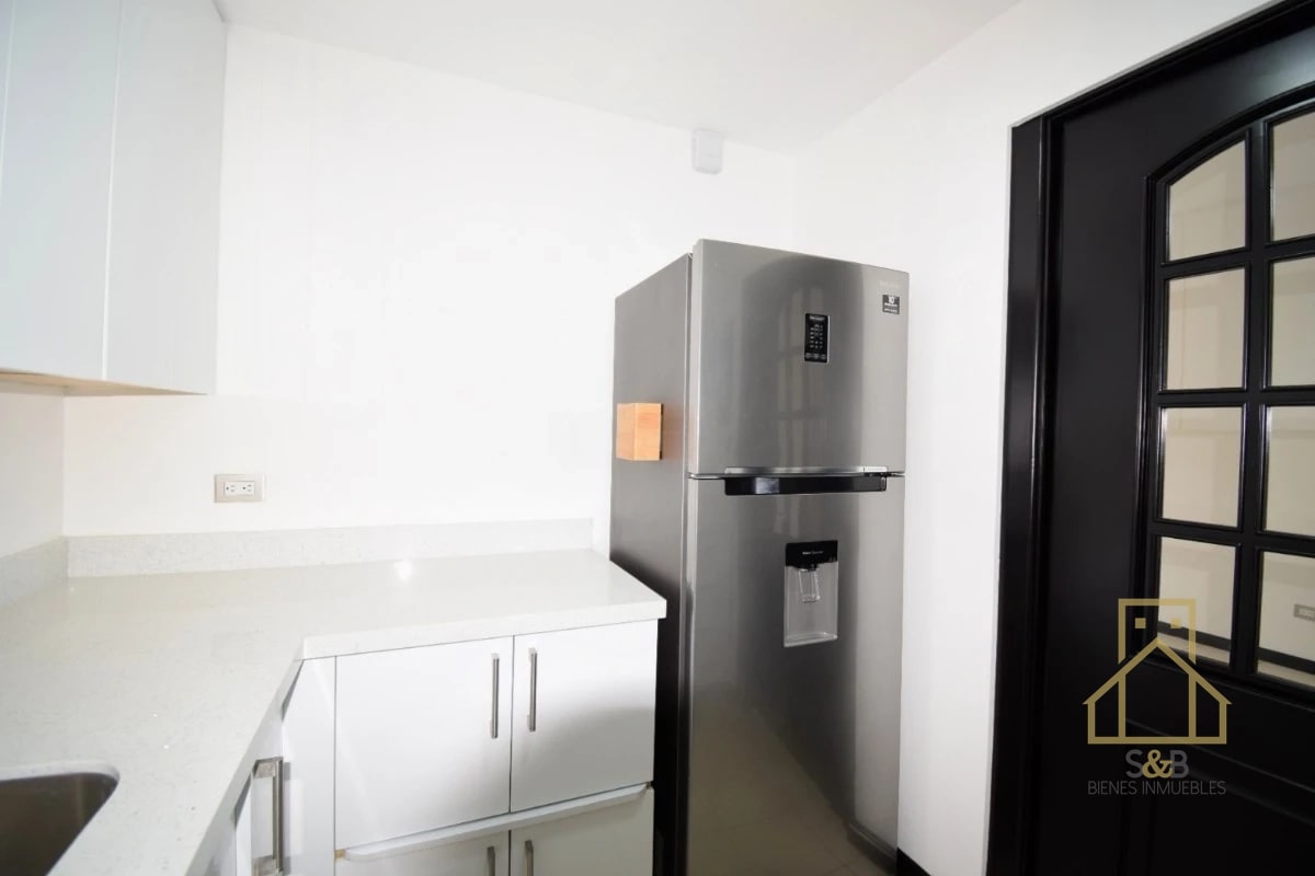 Apartamento en renta, zona 14 - 5