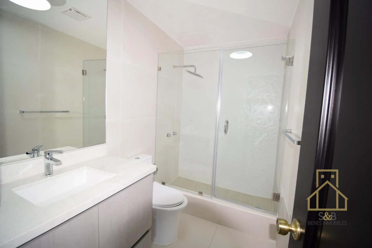 Apartamento en renta, zona 14 - 3
