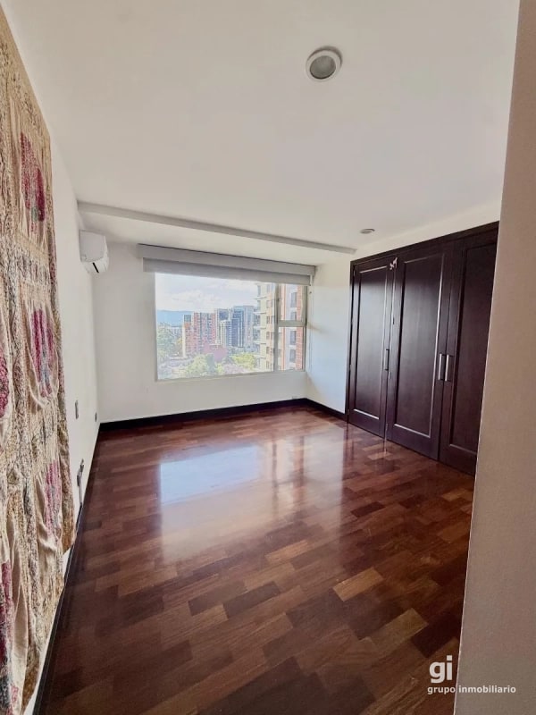Penthouse de Lujo de 2 Niveles en Zona 10 - 6