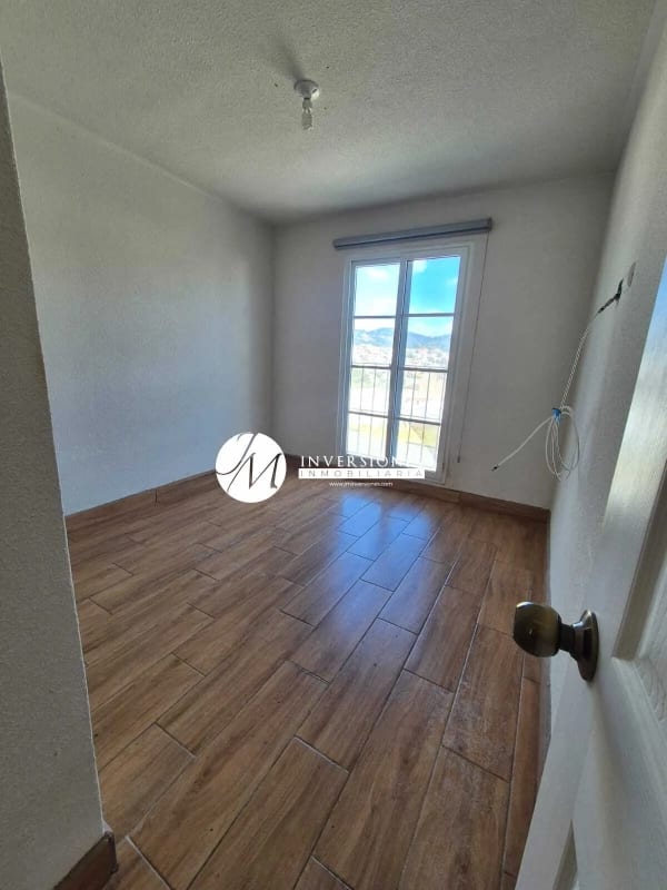 Bonita casa en venta en Altos de San Nicolas — Apartamento en Venta en San José Pinula, Guatemala, Ciudad — foto 6 de 9