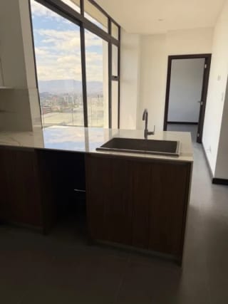 Apartamento en VENTA en zona 15, VH II — Apartamento en Venta en Zona 15, Guatemala, Ciudad — miniatura 2 de 12