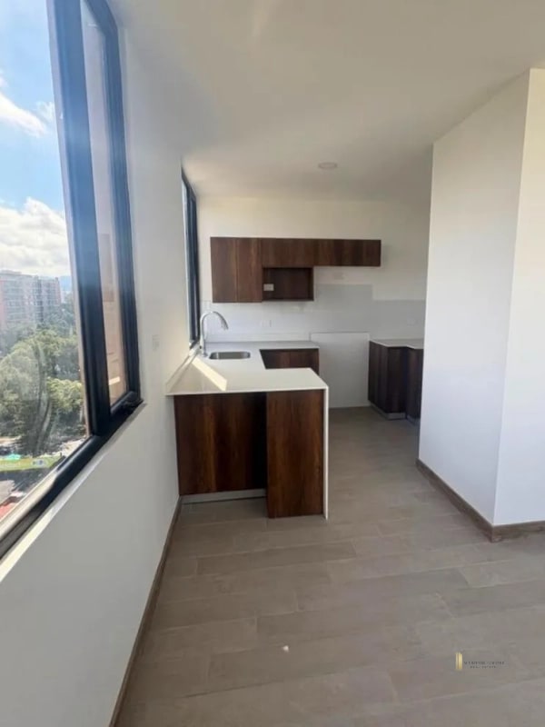 APARTAMENTO EN VENTA – Edificio Providencia, Zona 13 - 9