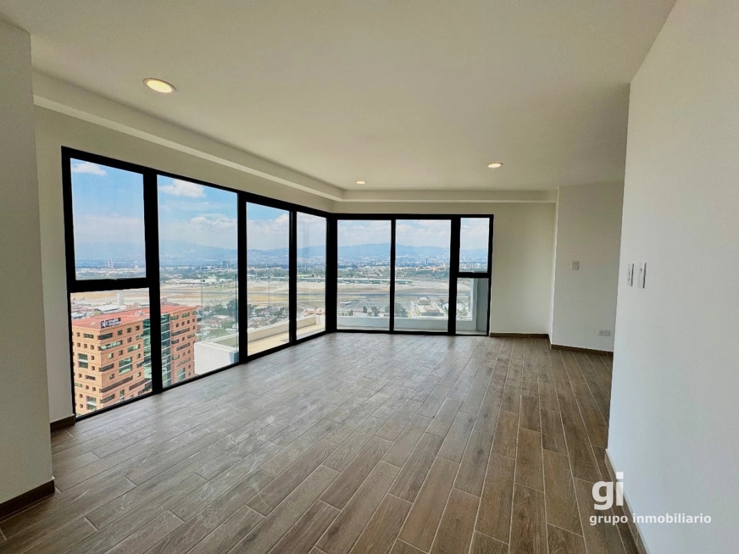 Apartamento en venta para amantes de las vistas y los aviones - 12