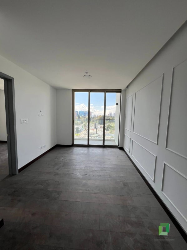 Apartamento en renta zona 10 Atarah - 10