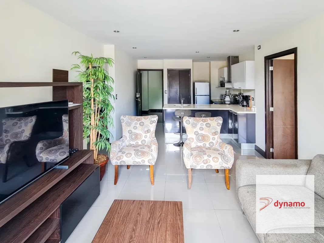 Apartamento amueblado de 2 dormitorios en Renta, Zona 15 - 11