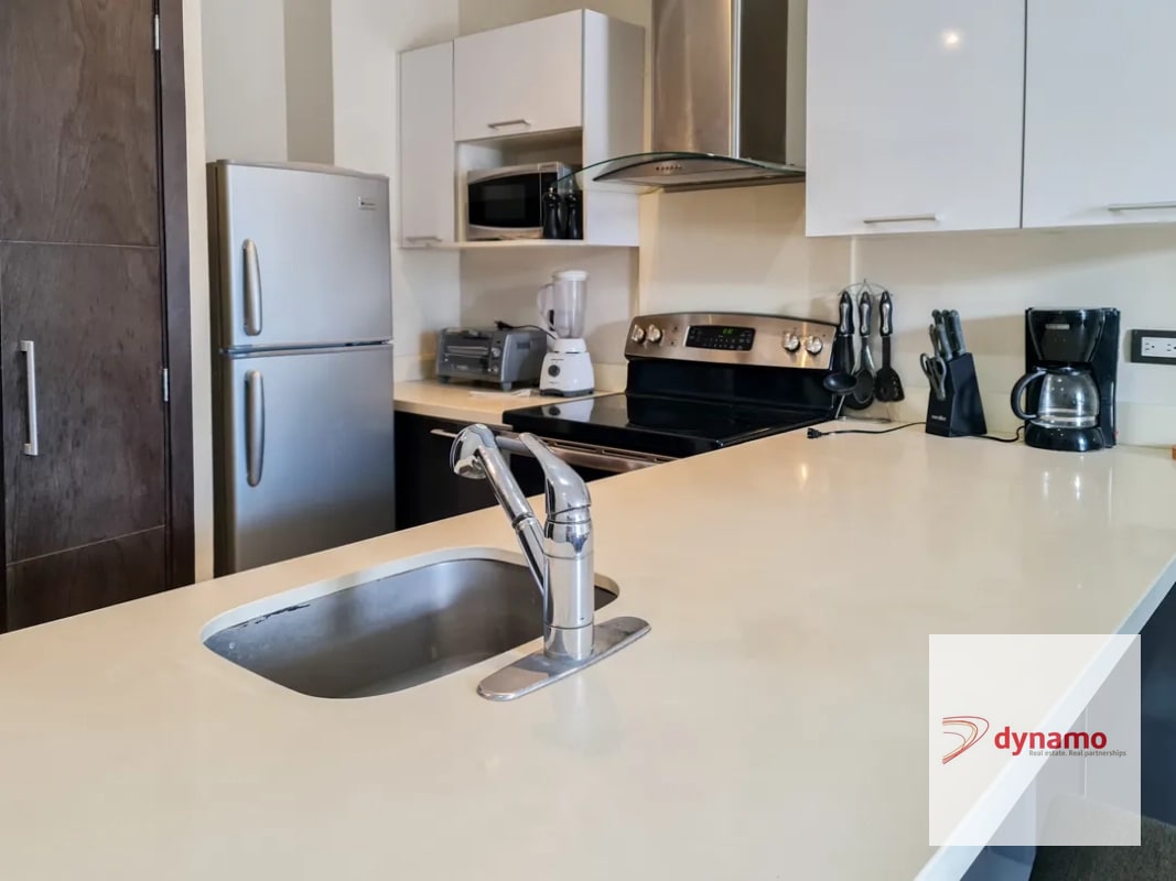 Apartamento amueblado de 2 dormitorios en Renta, Zona 15 - 10