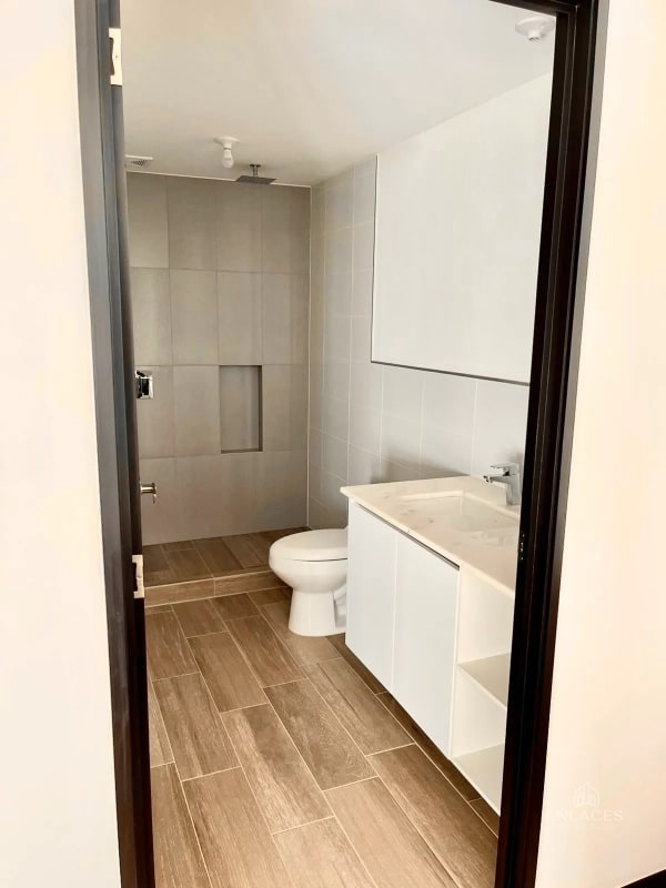 Zona 14 • Apartamento en Renta • Edificio Segheria - 1