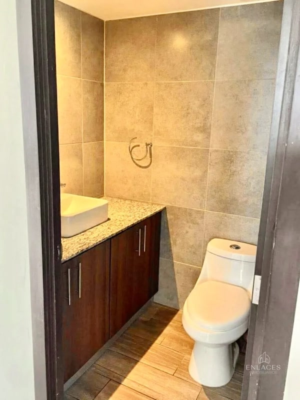 Zona 16 • Apartamento en Renta • Edificio Nagano - 7