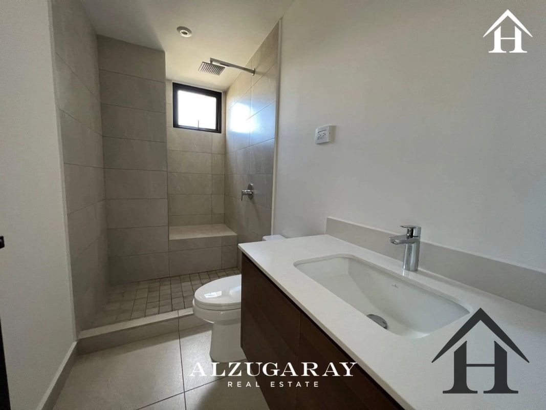 GANGA apartamento nivel alto zona 10 Edif IQ10 - 2