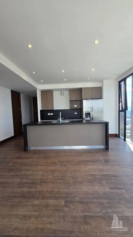 Apartamento en alquiler en Zona 15-Gaura - 6