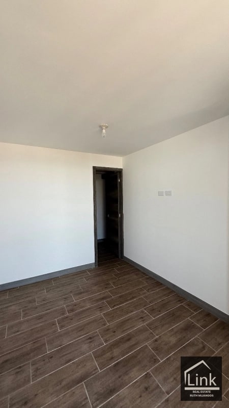 ALQUILER DE APARTAMENTO ZONA 15 KINTEA - 7