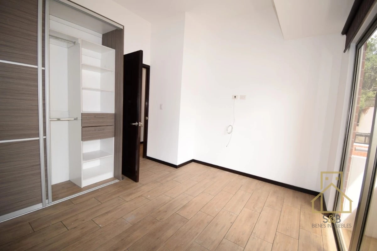Apartamento con terraza en renta, zona 10 - 1