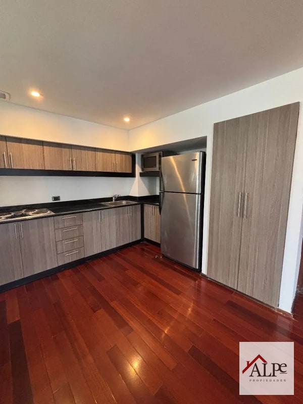 APARTAMENTO AMOBLADO EN VENTA ZONA 13 - 11