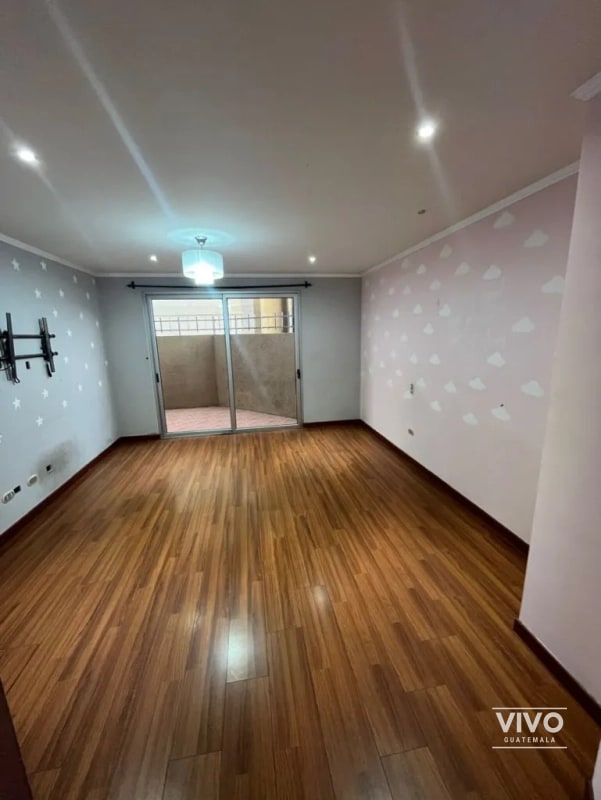 Se renta apartamento, 2 hab, Las Gemas – Zona 11 - 3