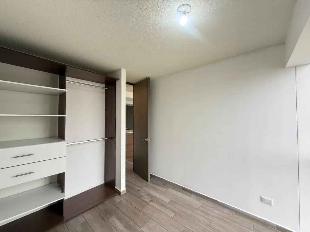 Vendo apartamento en zona 11. — Apartamento en Venta en Aralia Mariscal, Zona 11, Guatemala, Ciudad — foto 7 de 11
