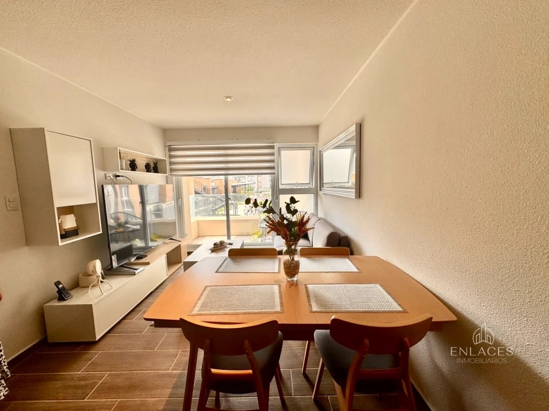 Zona 7 • Apartamento Amueblado en Venta • Parque Mateo - 12