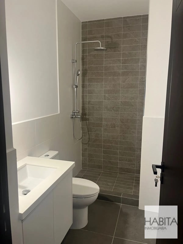 Apartamento en Venta Lirios 4, zona 16 - 3