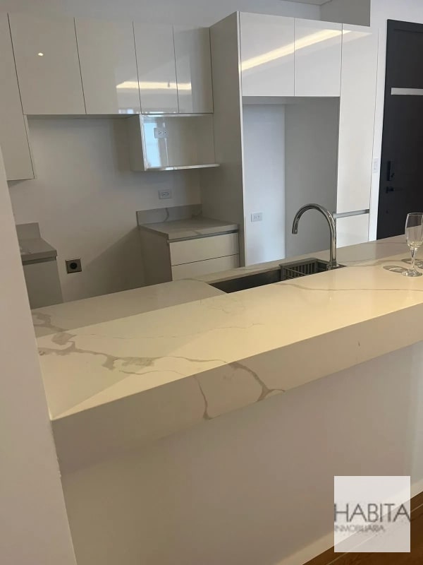 Apartamento en Venta Lirios 4, zona 16 - 2