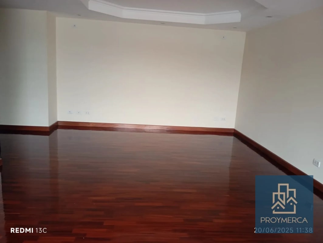 Apartamento en venta, Edificio Almeria, Zona 14 - 9