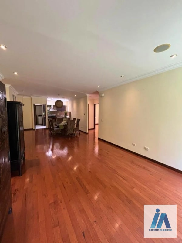APARTAMENTO EN VENTA / ALQUILER CON JARDÍN 🍃📍Edificio Plenum, 5ta Avenida Zona 14 - 14