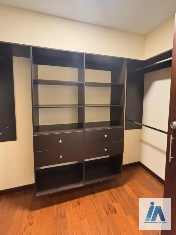 APARTAMENTO EN VENTA / ALQUILER CON JARDÍN 🍃📍Edificio Plenum, 5ta Avenida Zona 14 - 6
