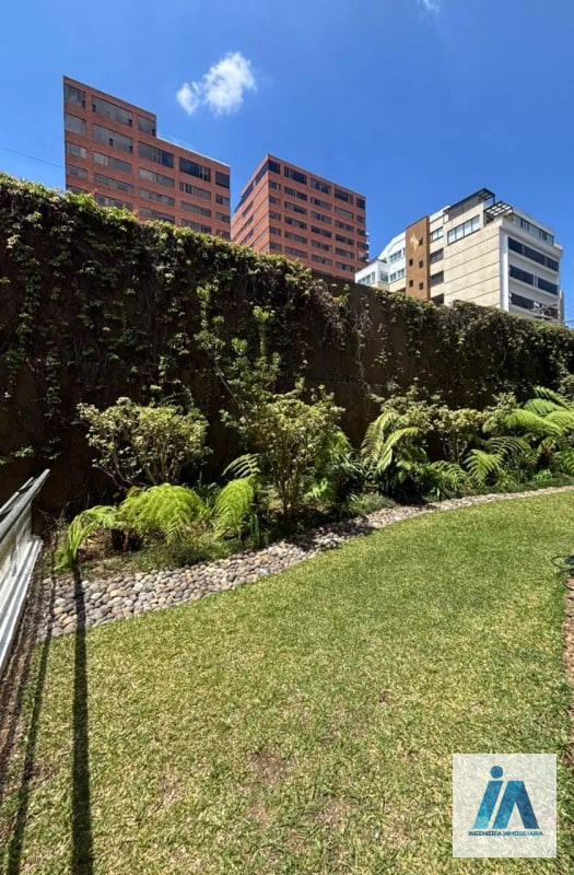 APARTAMENTO EN VENTA / ALQUILER CON JARDÍN 🍃📍Edificio Plenum, 5ta Avenida Zona 14 - 1
