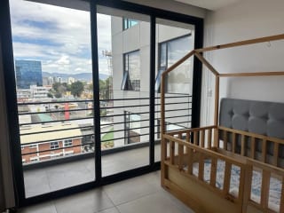 Apartamento Semi-Amueblado  en Venta Zona 10 codigo.DA36120 — Apartamento en Venta en Zona 10, Guatemala, Ciudad — miniatura 2 de 17