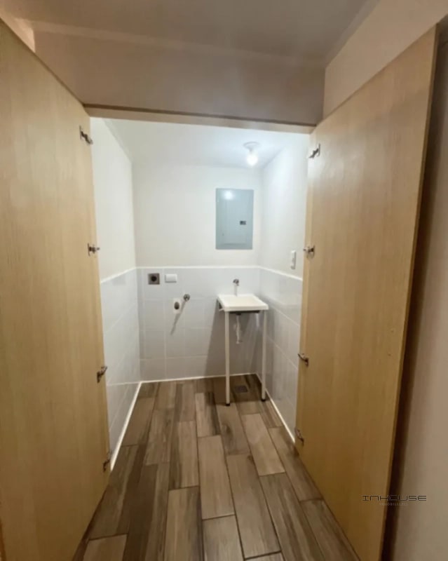 APARTAMENTO EN VENTA ZONA 16 -LARES-  EN PRIMER NIVEL CON JARDÍN Y BODEGA - 4