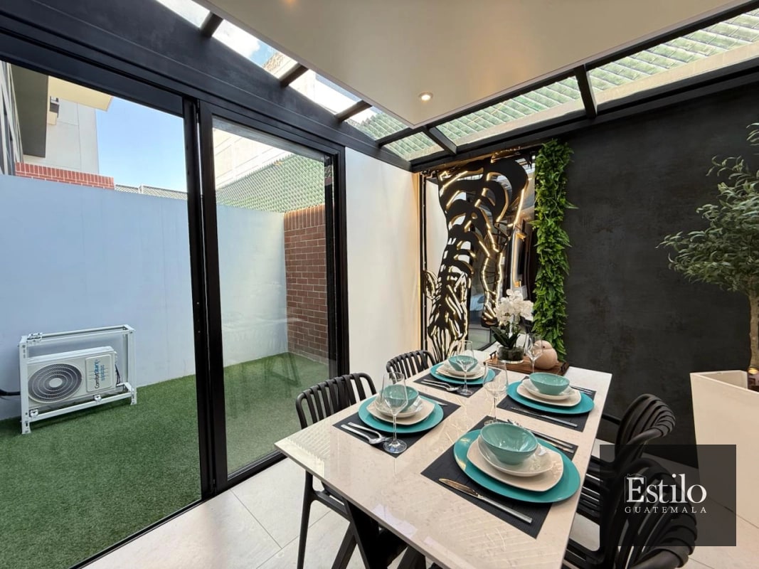 HERMOSOS APARTAMENTO CON JARDIN PRIVADO. ZONA 13 - 10
