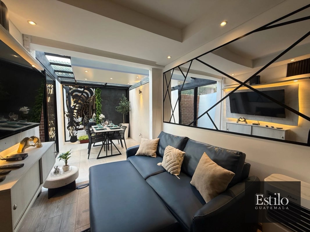 HERMOSOS APARTAMENTO CON JARDIN PRIVADO. ZONA 13 - 5