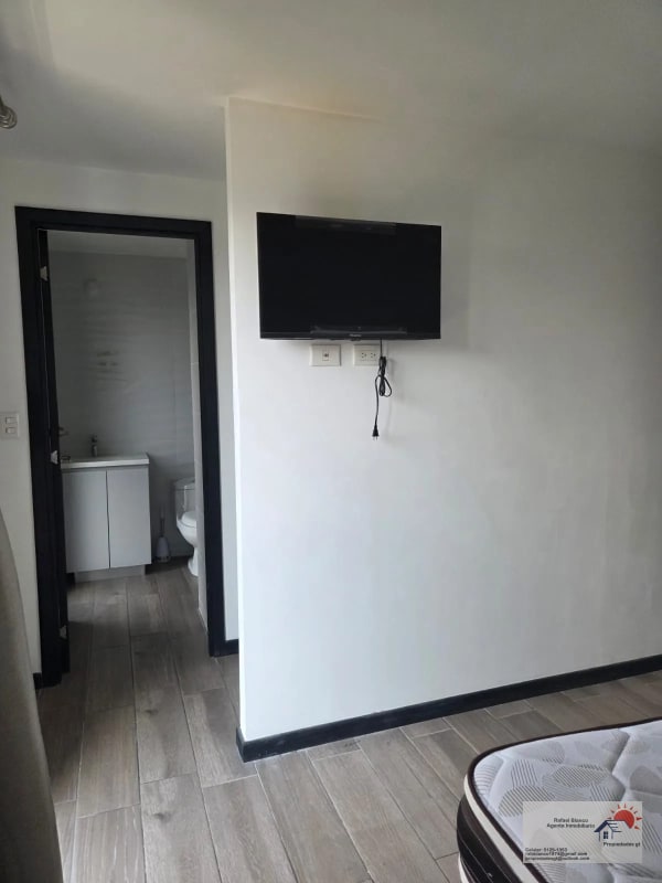 RENTO APTO AMUEBLADO (BASICO) ZONA 11 MARISCAL REF.6909 *3 HAB, 2 BAÑOS, 2 PARQUEOS, Q.6500* - 6