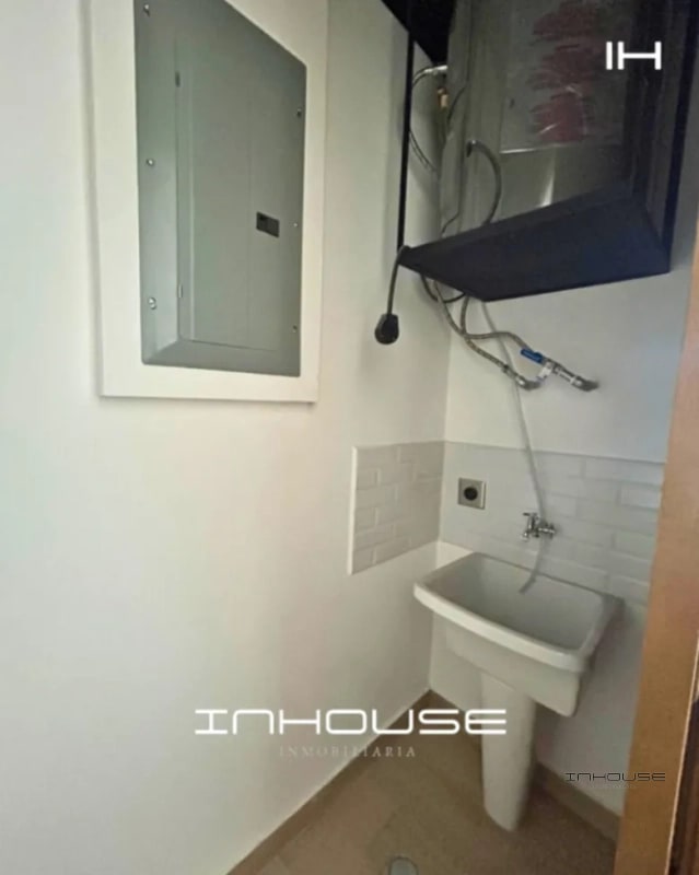 APARTAMENTO EN RENTA ZONA 10 PARA ESTRENAR - 4