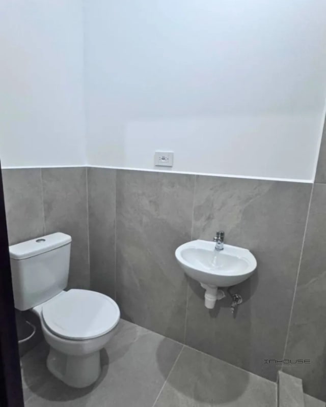 APARTAMENTO EN VENTA ZONA 16 NOGALES CAYALA - 2