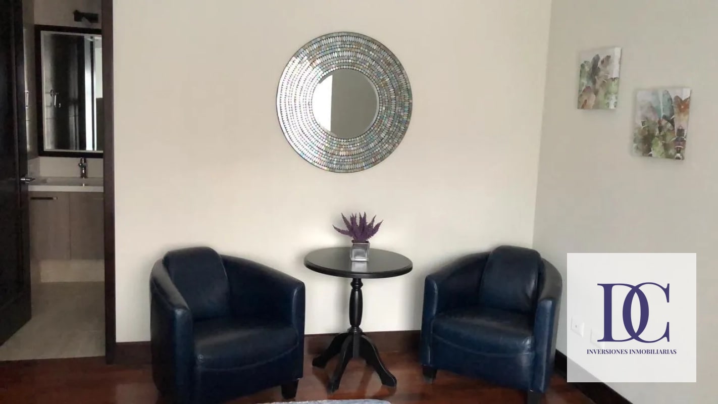 📍 APARTAMENTO AMUEBLADO EN RENTA – EDIFICIO SANTA INÉS | ZONA 14 - 7