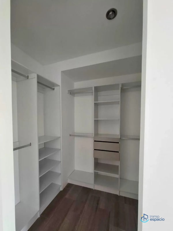 Apartamento en Alquiler – Edificio Brickell, Zona 16 - 10
