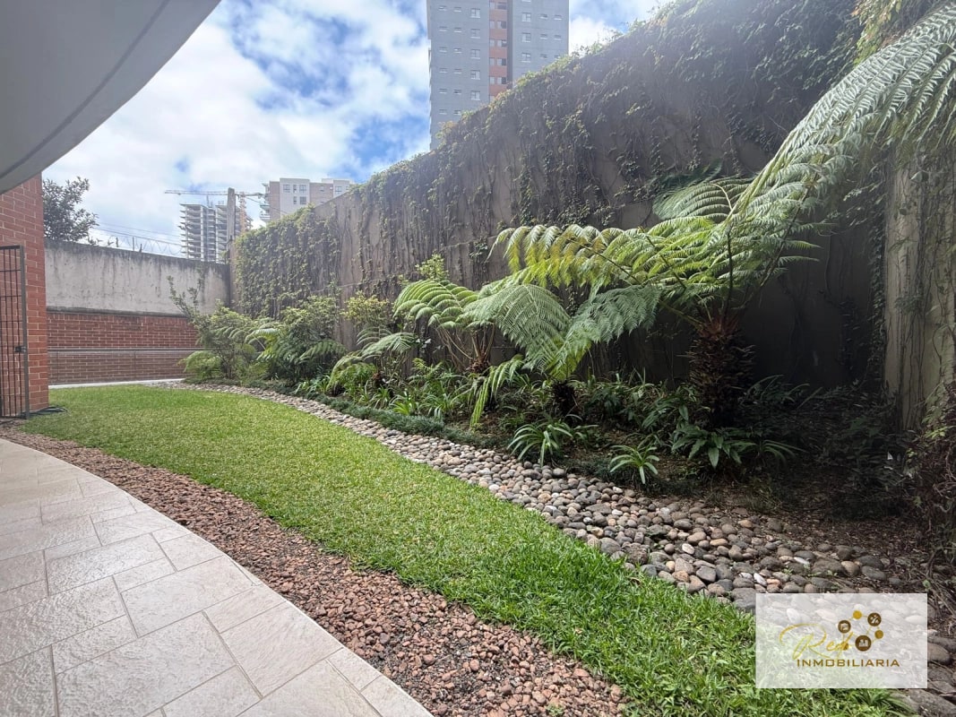 🏡 APARTAMENTO DE LUJO EN VENTA,EN PLENUM ZONA 14 - 13