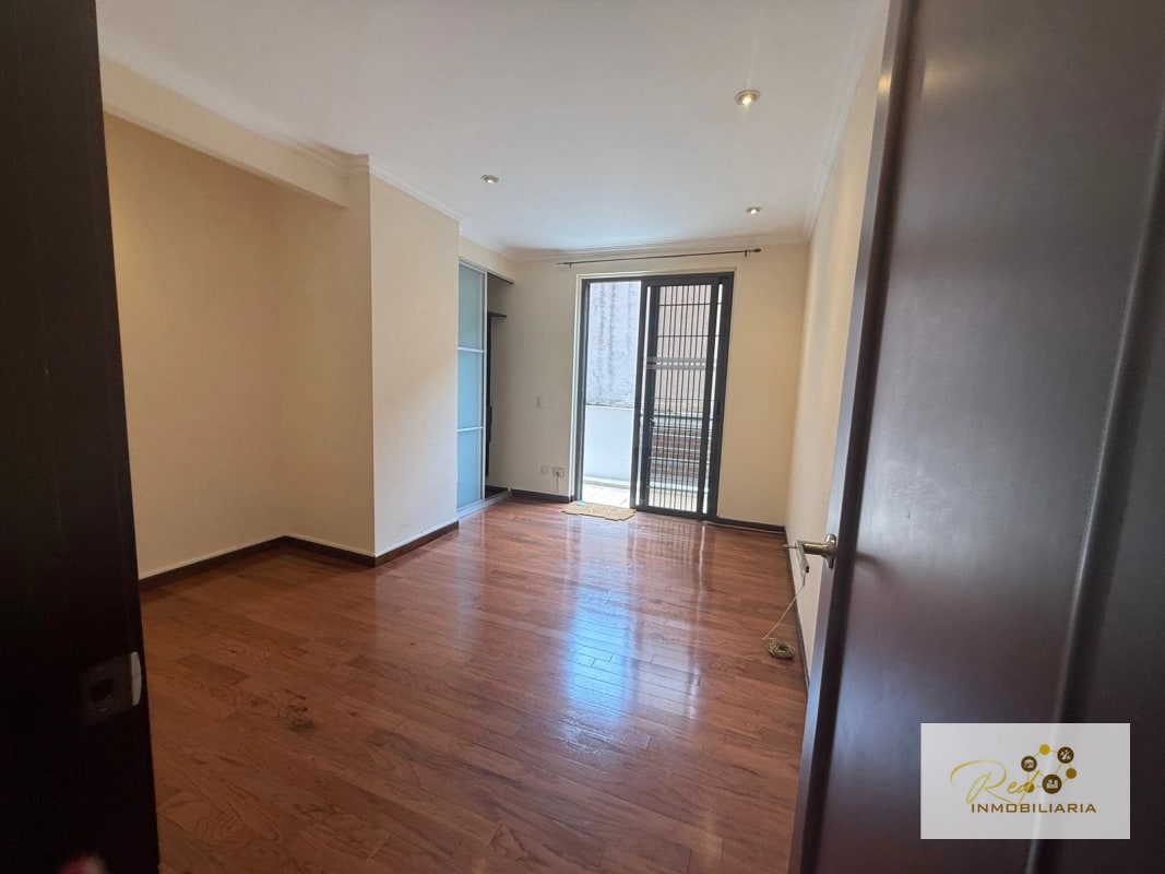 🏡 APARTAMENTO DE LUJO EN VENTA,EN PLENUM ZONA 14 - 7