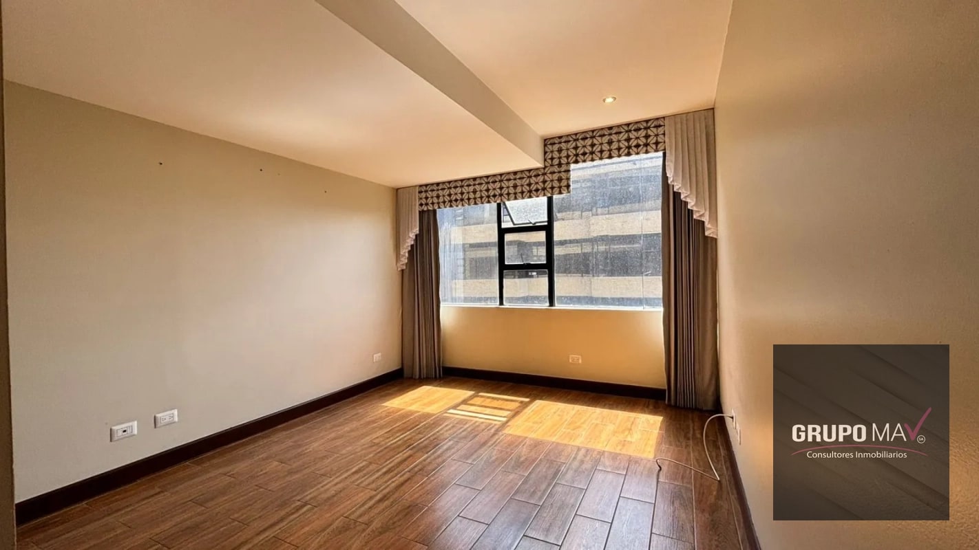 Apartamento Zona 10 Milenia - 7